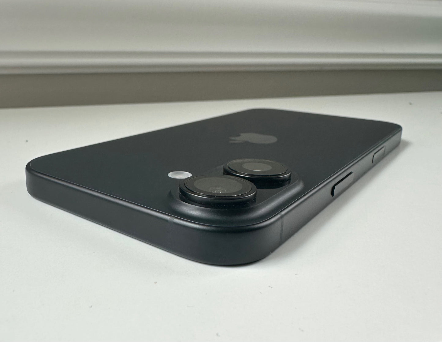 iPhone 16 - 256GB - Unlocked